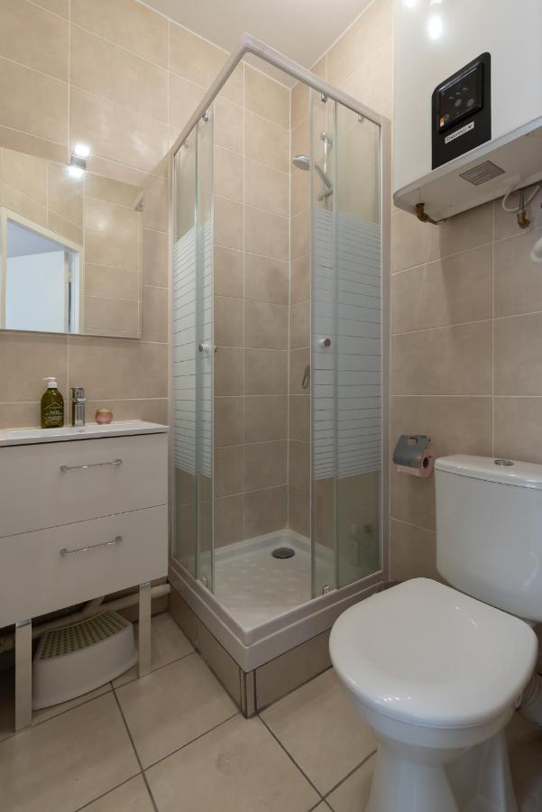 Pink Sweet Confort Apartment ลียง ภายนอก รูปภาพ